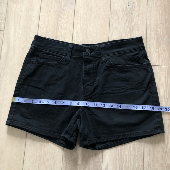 Levi’s Black High Rise Shorts - Picture 6 of 11